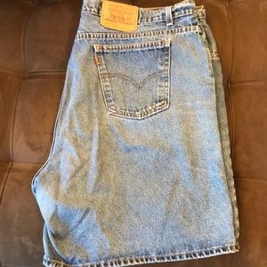Women’s Levi Shorts